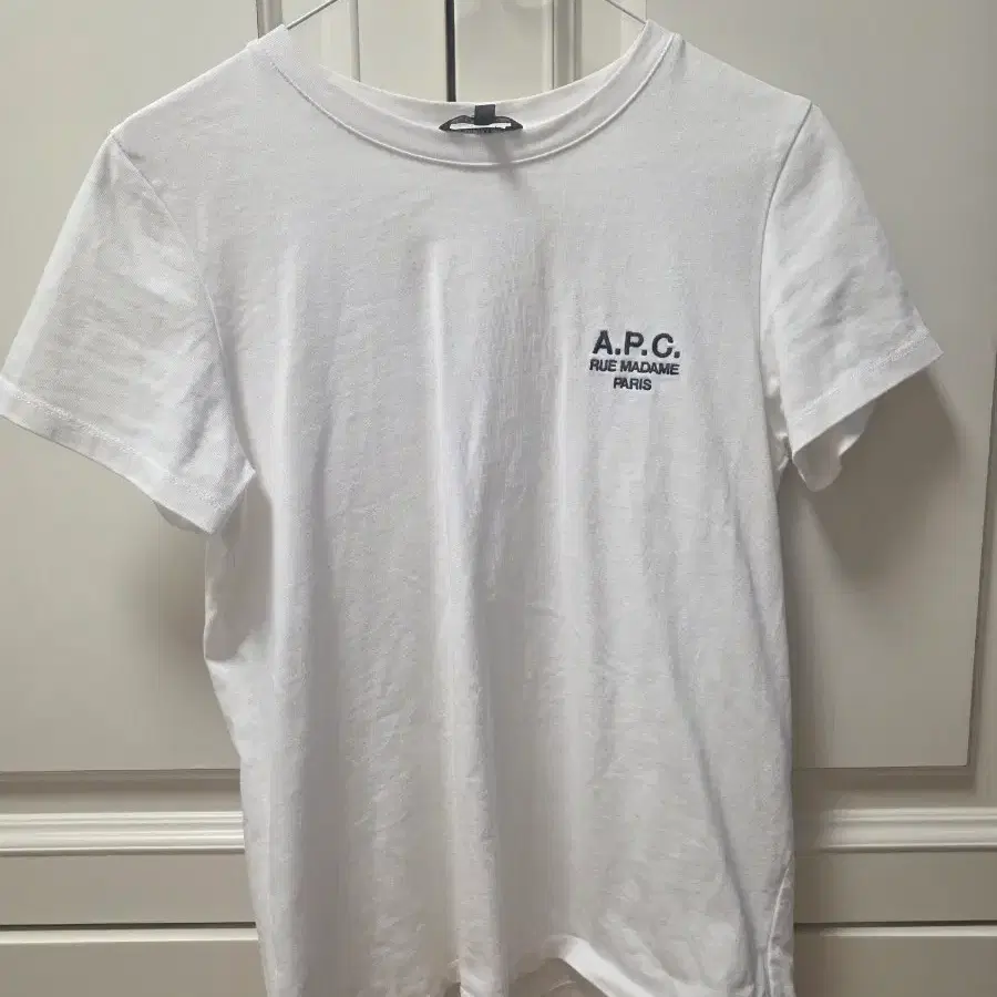 A.P.C 반팔 S사이즈