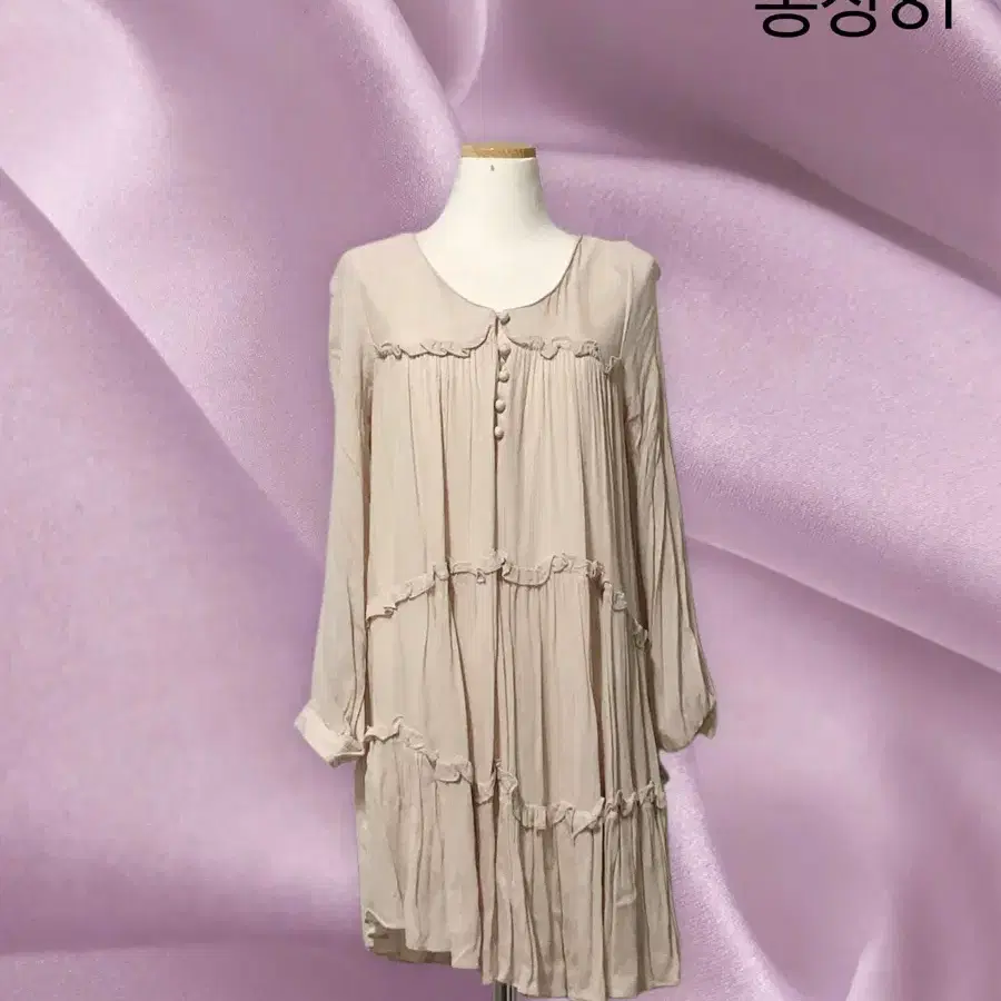 핑크 주름원단 콩단추 프릴 캉캉 원피스 새상품 (언발기장 아닙니다 사진이 잘못나왔어요)