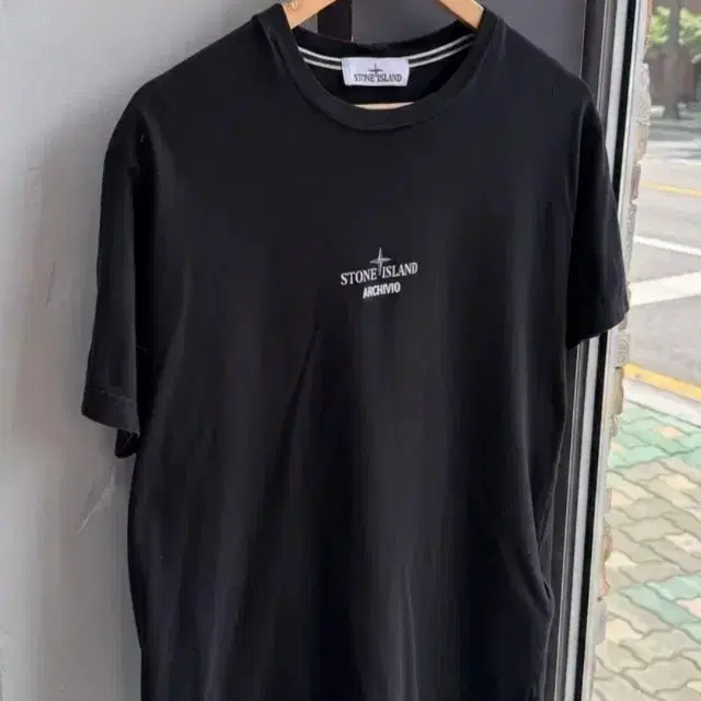 스톤아일랜드 반팔티 블랙