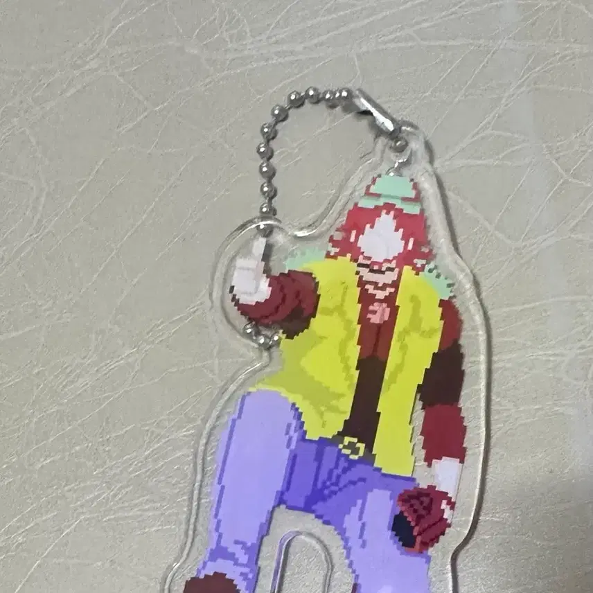 ネジュックキュタロアクリルキーリング