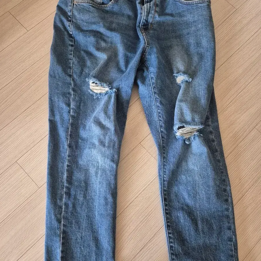데미지 워싱 스트레이트 핏 32인치