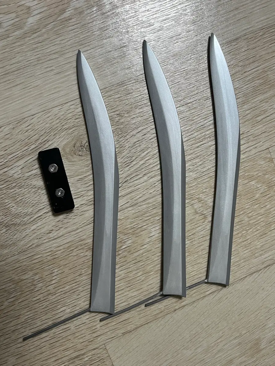 울버린 클로 레플리카