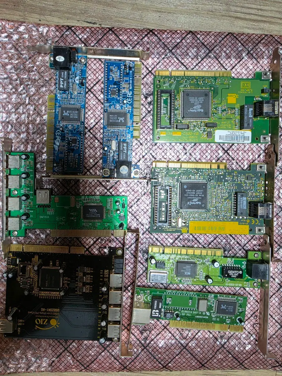 랜카드 및 모뎀 및.USB 확장 카드