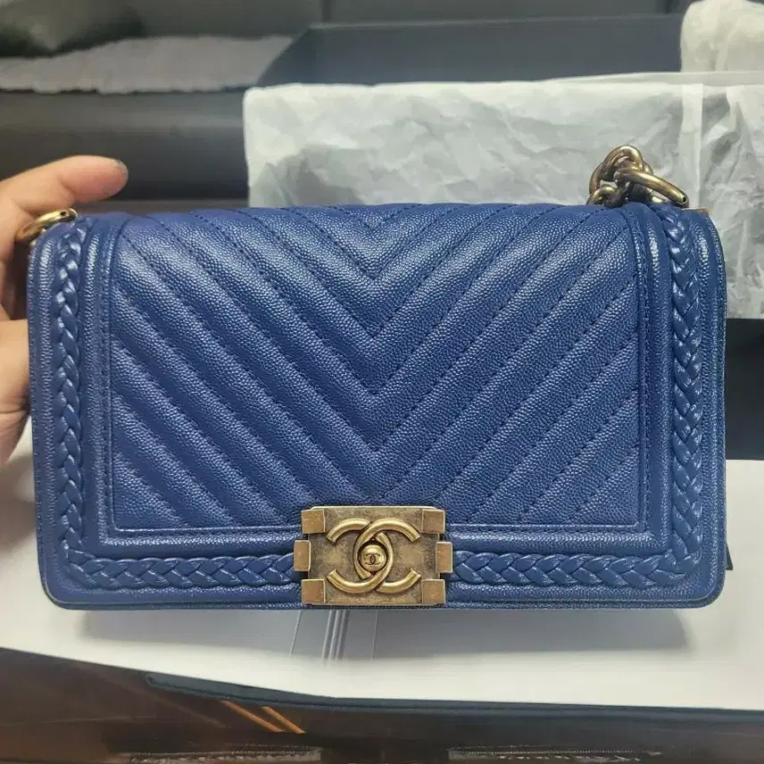 샤넬 보이샤넬 백 블루 키비어 정품 사진 1