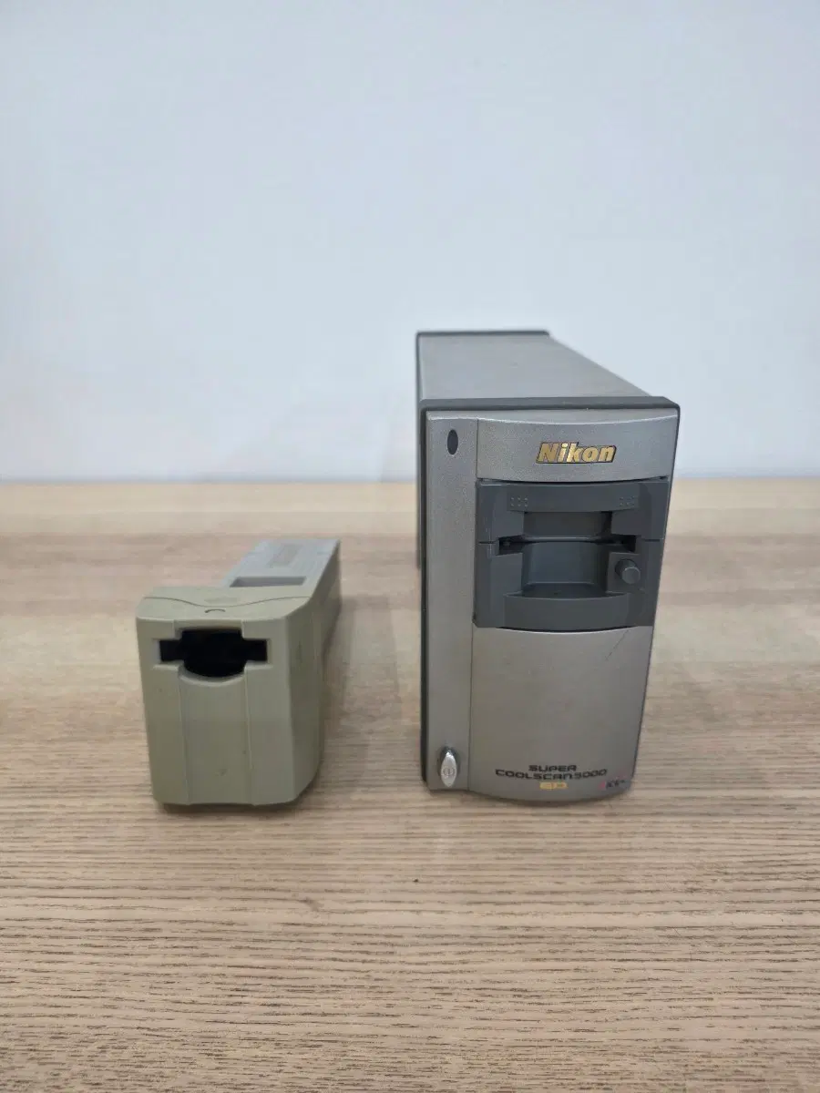 니콘 쿨스캔 LS-5000ED 필름스캐너 판매합니다.