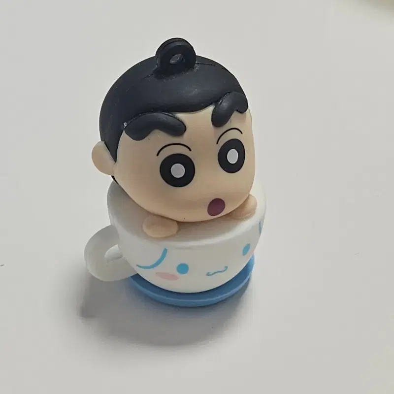 짱구는 못말려 이디야 콜라보 마그넷 자석 키링 시나모롤