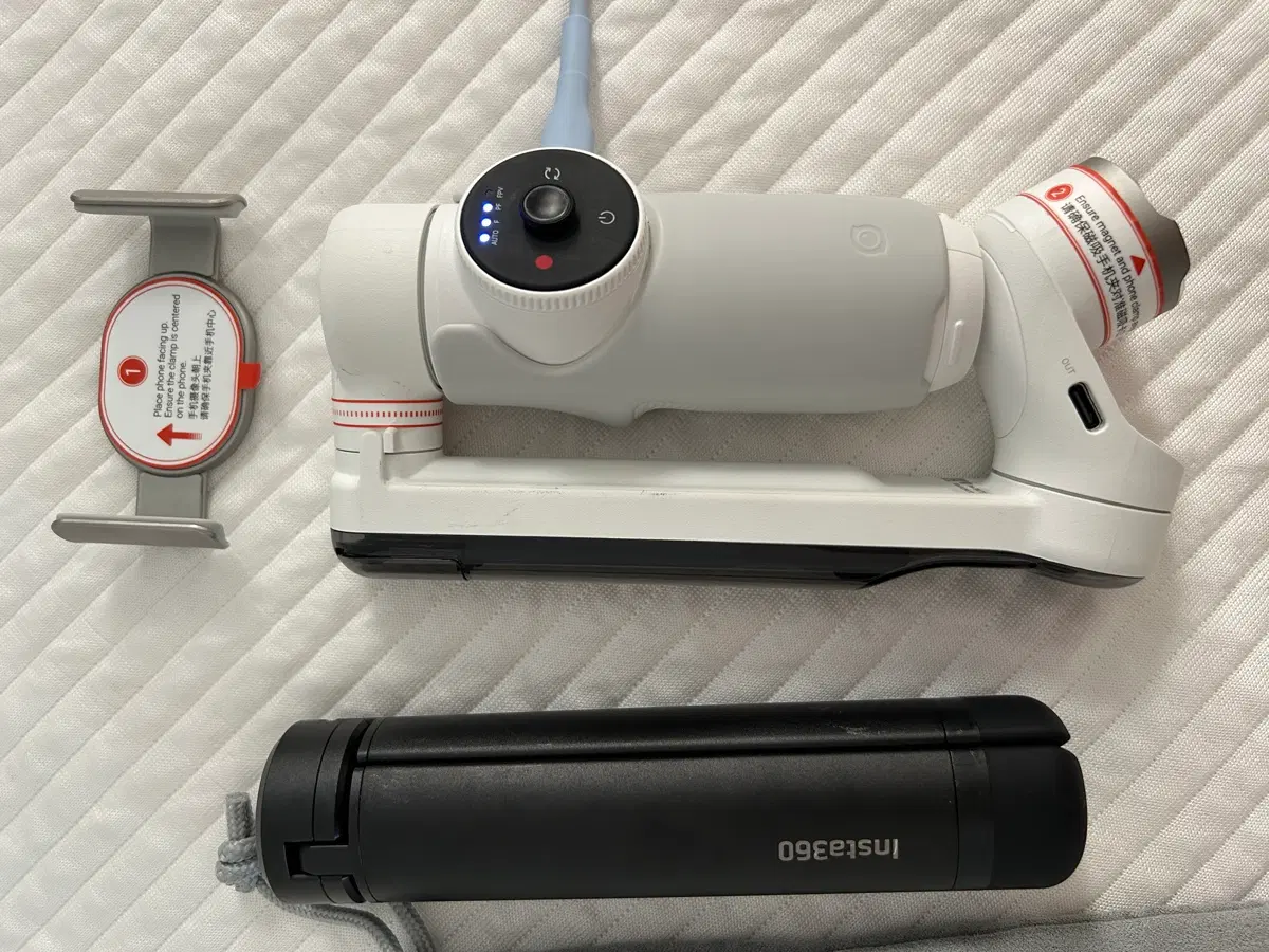 인스타360 X3 짐벌 삼각대 포함