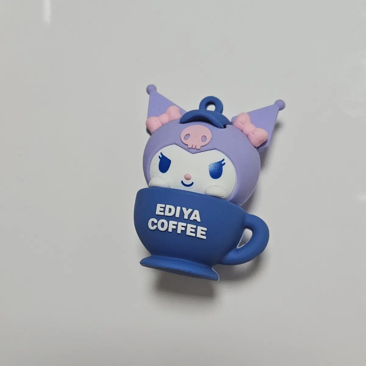 이디야 커피 산리오 콜라보 쿠로미 마그넷 키링