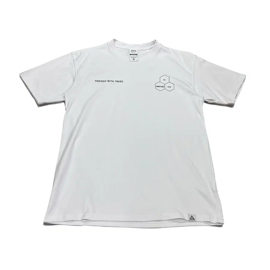S 95 나이키 ACG 화이트 워킹 트리 드라이핏 루즈핏 반팔티