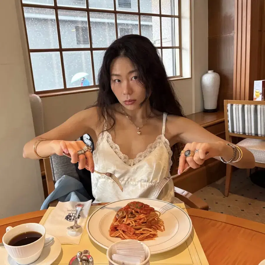 호쿠스포쿠스 크림 레이스 슬립 뷔스티에