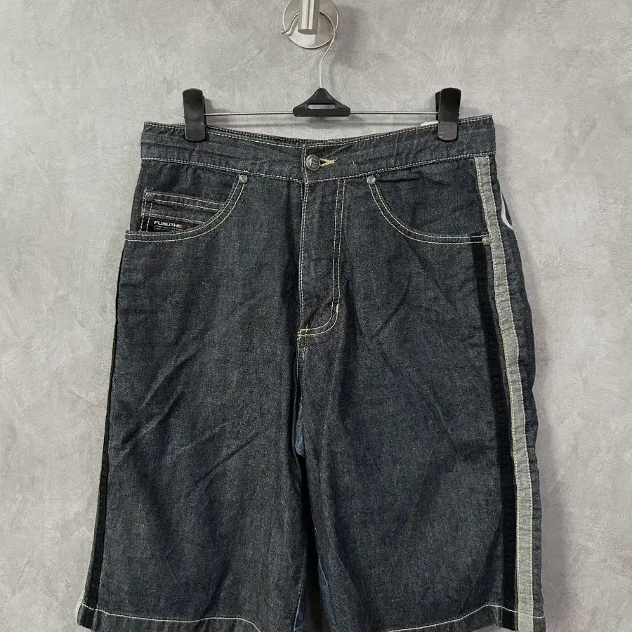 FUBU 데님 반바지 27사이즈