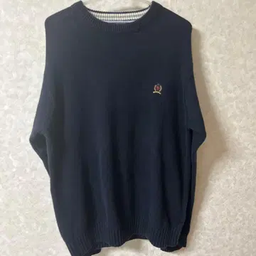 TOMMY HILFIGER 네이비 크루넥 스웨터