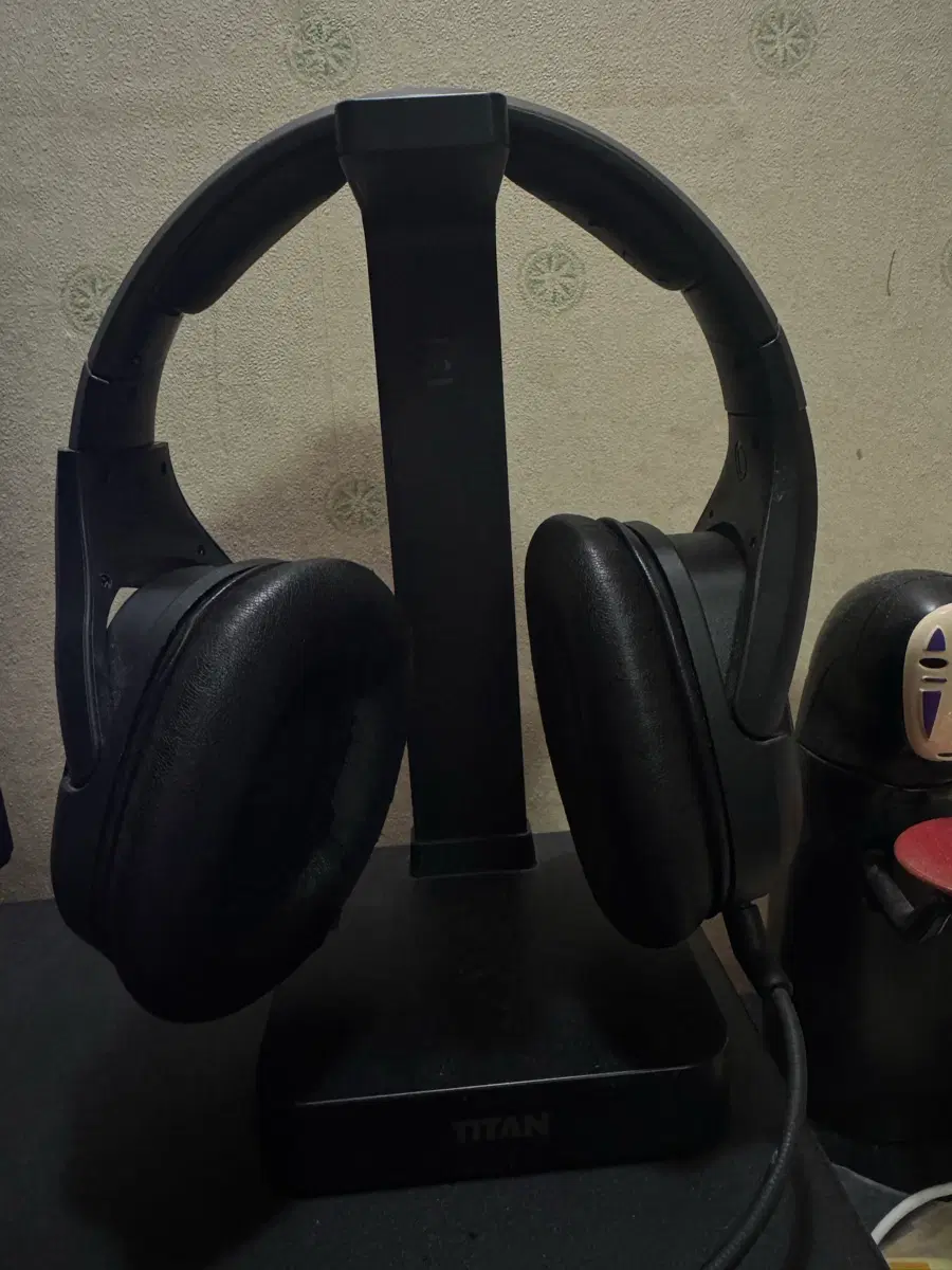 제닉스TITAN WH7 가상7.1채널 무선 게이밍 헤드셋