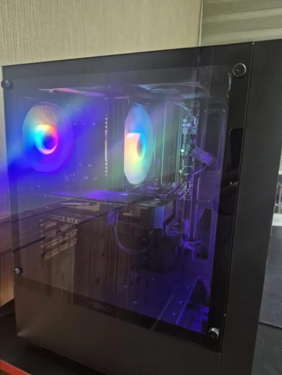 (새상품)(직거래) 7500F RTX5060ti 게이밍 컴퓨터 본체