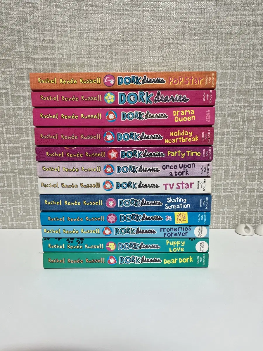 Dork Diaries 영어 원서 12권 일괄 판매 / Rachel Renee Russell