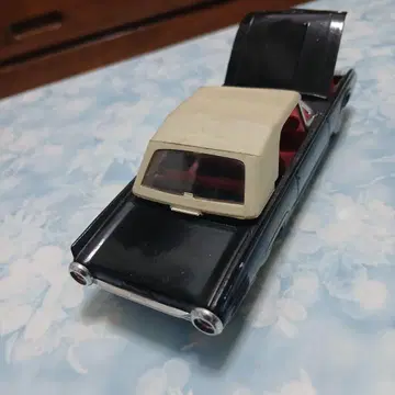 Hot Wheels 블랙 미니카