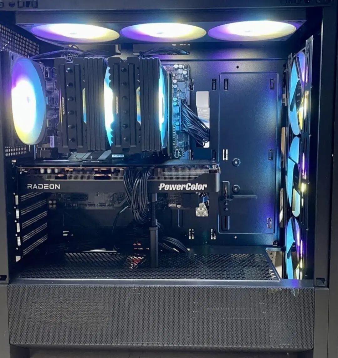 (새상품)(직거래) 7800X3D RX9070xt 게이밍 컴퓨터 본체