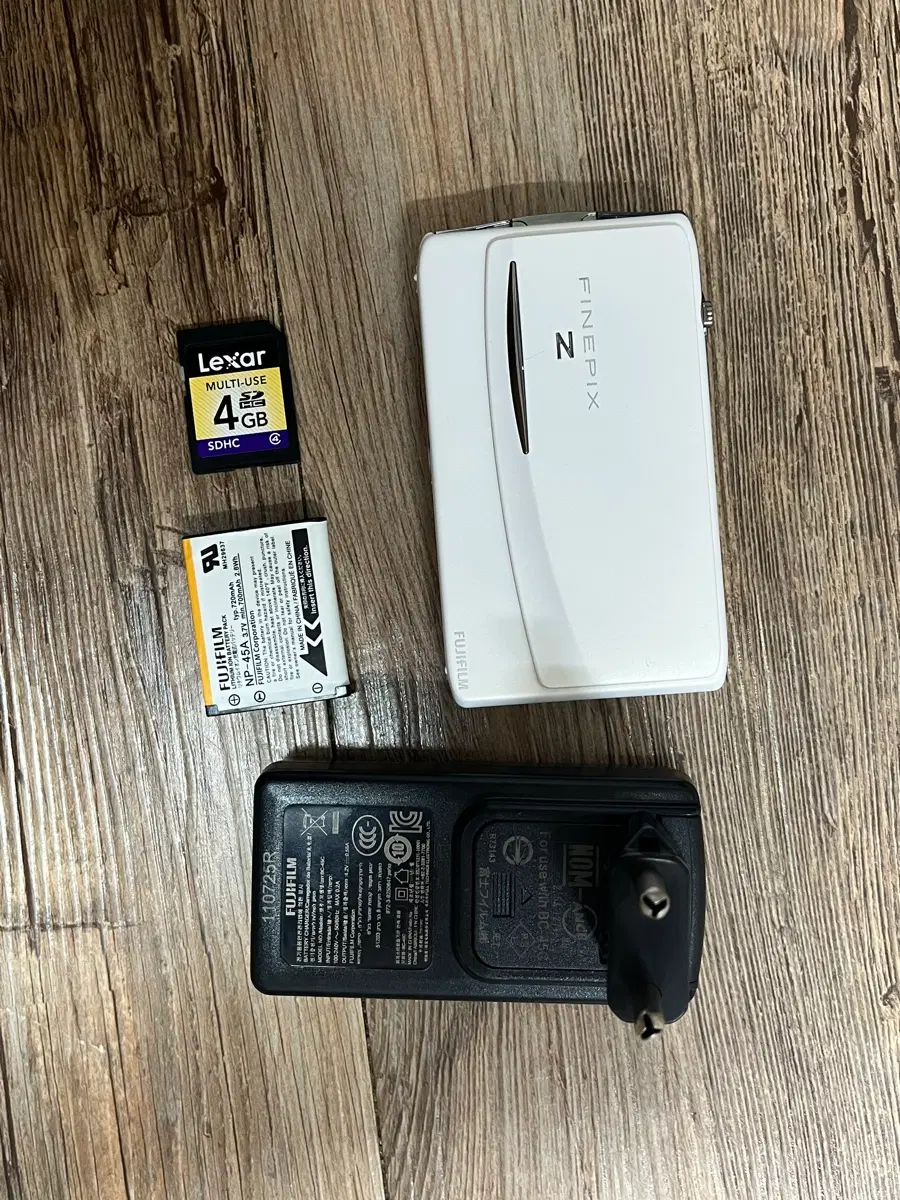 Fujifilm finepix z950exr 후지필름 후지 파인픽스 nctwish 디카 디지털카메라