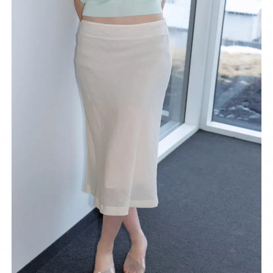 타낫 모브 스커트 크림 S Mauve midi skirt (cream)