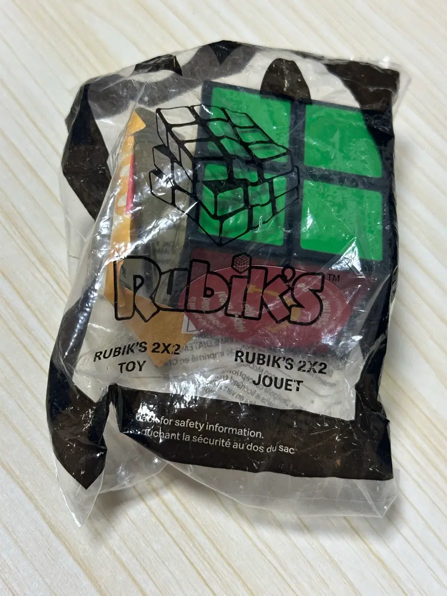 맥도날드 해피밀 루빅스 큐브 미개봉 rubiks 2x2 큐브 cube