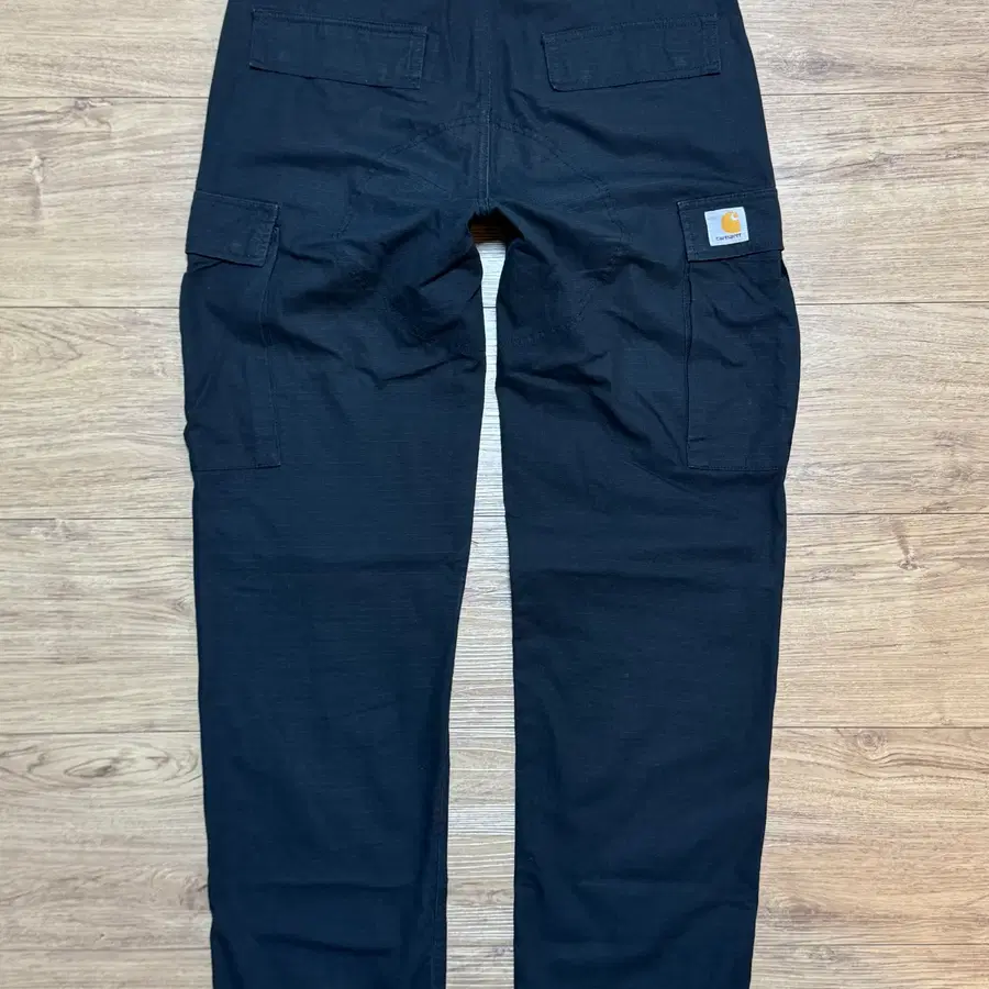 칼하트WIP 레귤러 카고 팬츠