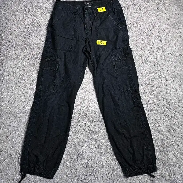 DKNY 카고 팬츠 블랙 실측 28 F53