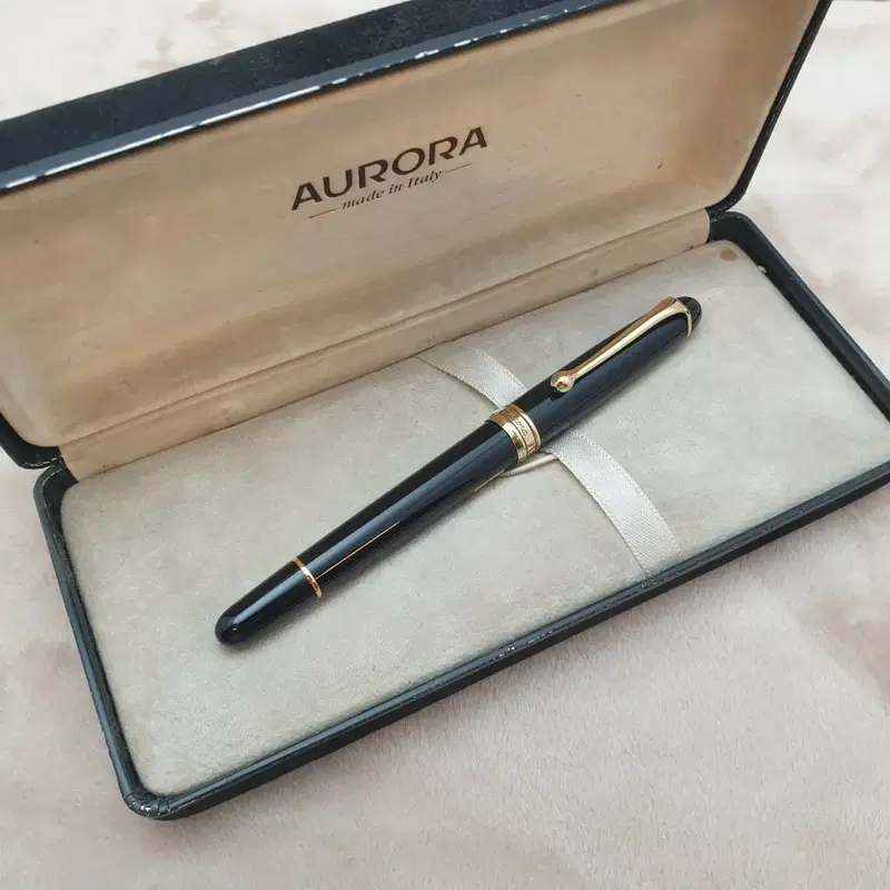 명품 빈티지 오로라 AURORA 88 골드 블랙 펜