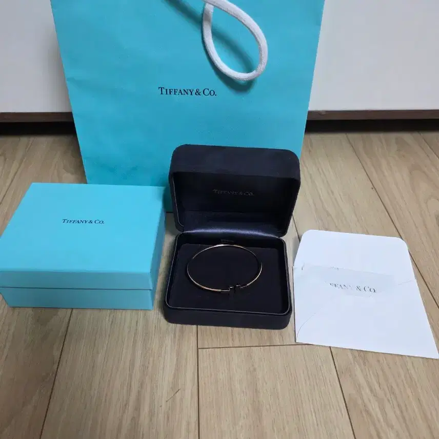 티파니앤코 티와이어 팔찌(로즈골드 라지) 사진 4