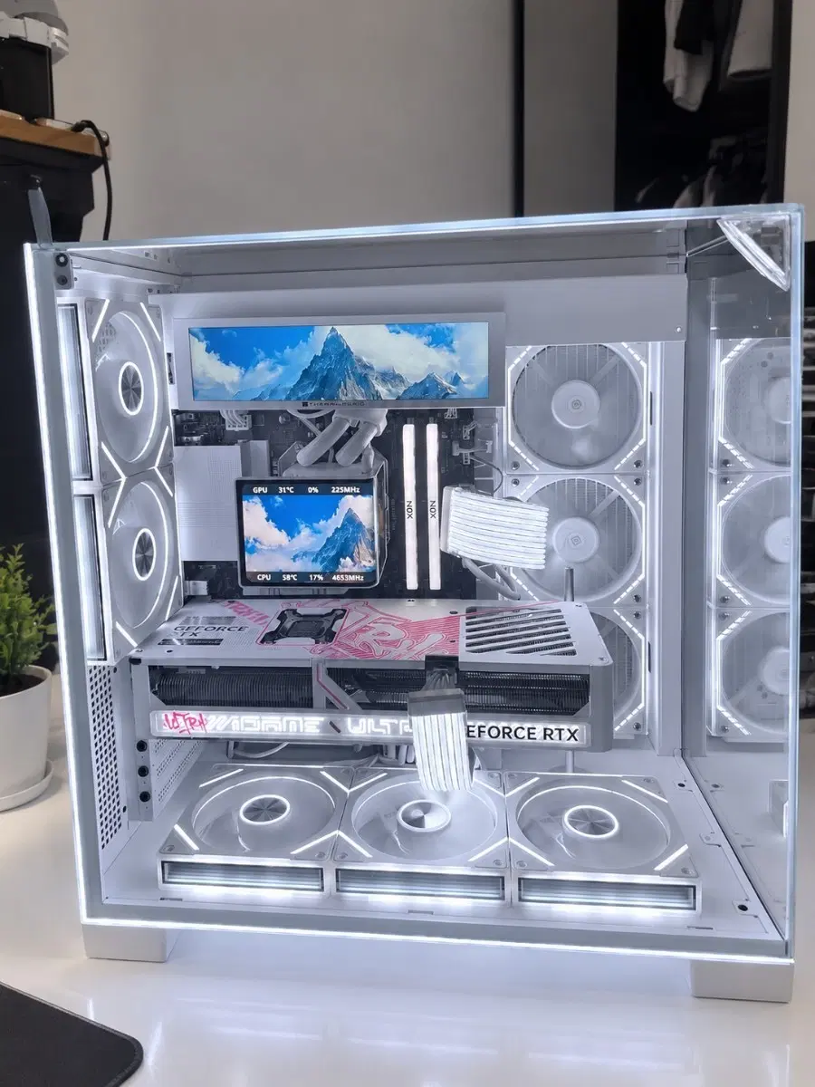 9800X3D 5080 하이엔드 감성 신품PC 싸게 팝니다