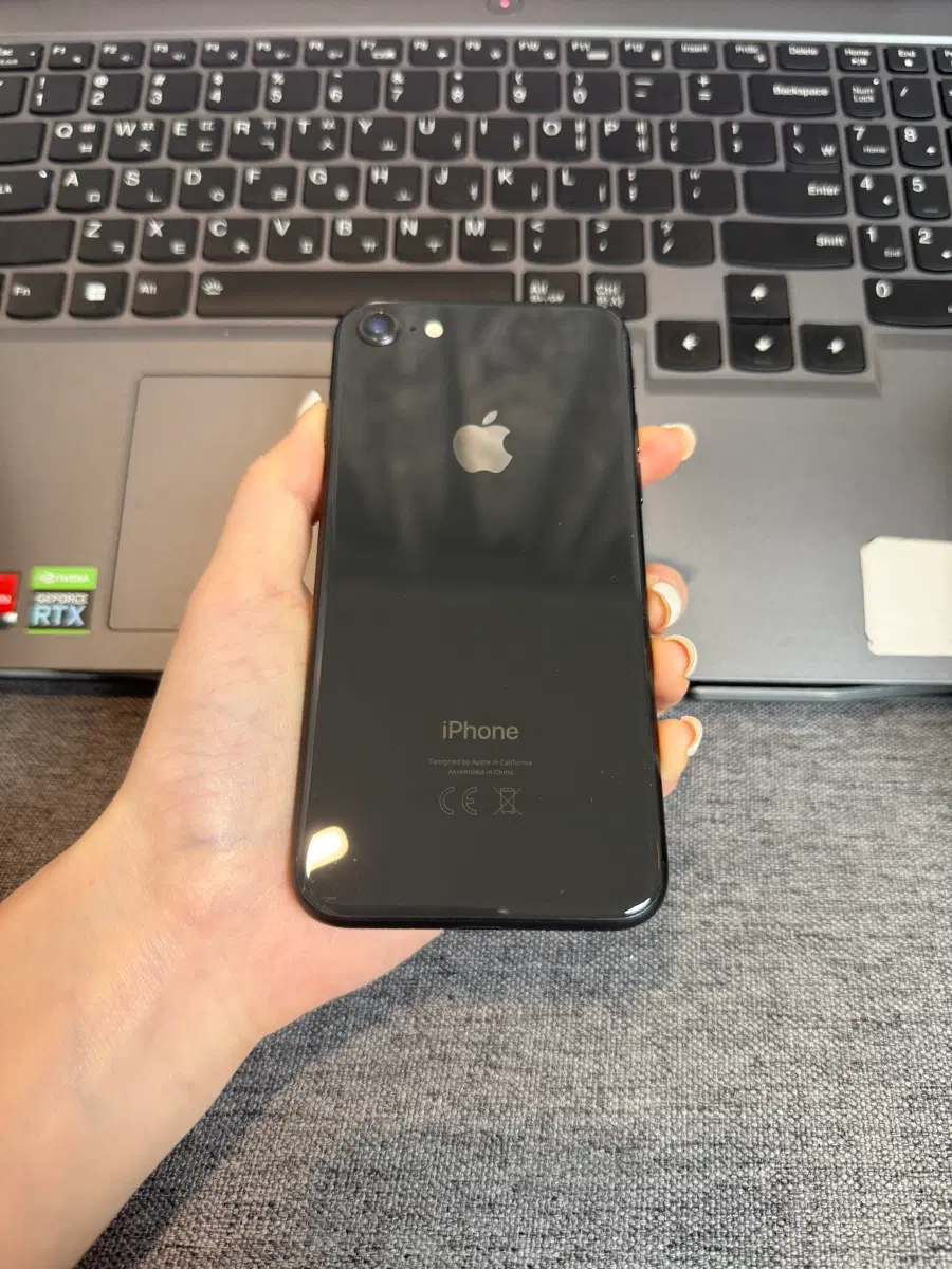 A25 s급 아이폰8 64기가 무음