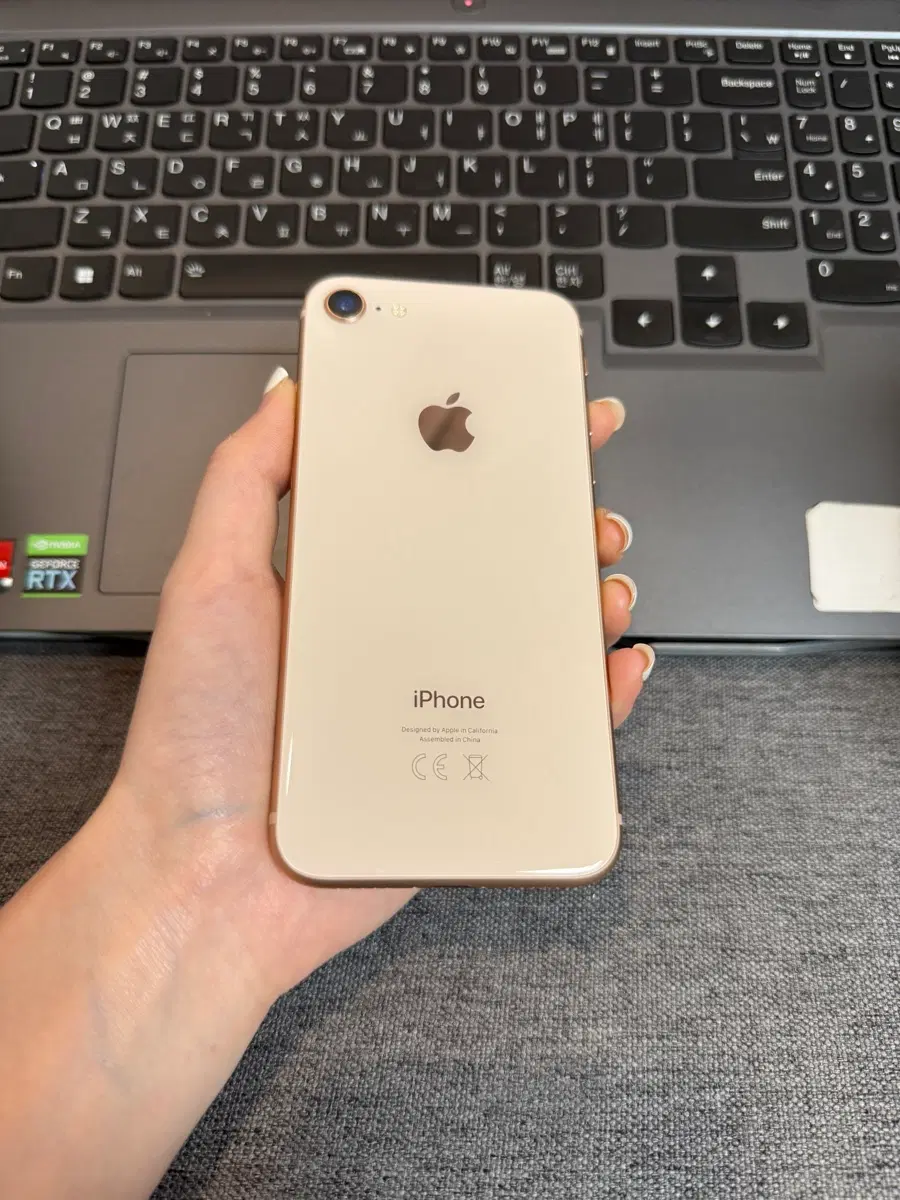 A27 s급 아이폰8 64기가 무음