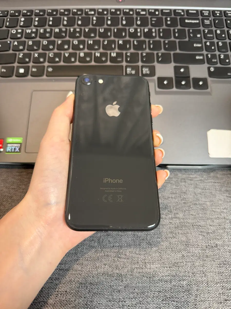 A29 s급 아이폰8 64기가 무음