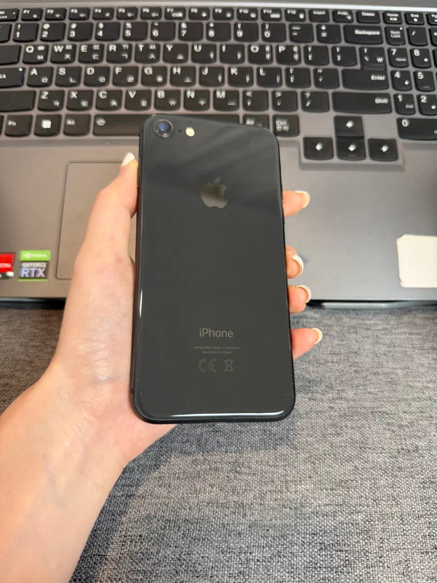 A30 s급 아이폰8 64기가 무음