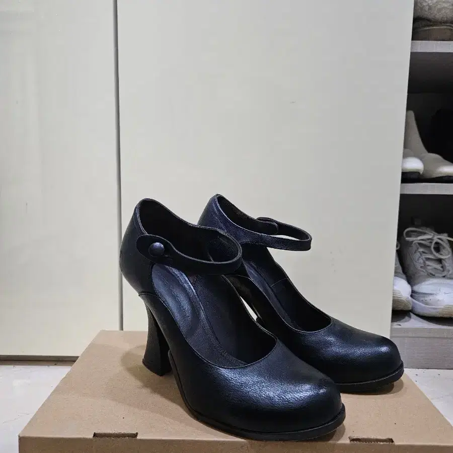 루카 발렌티니 37사이즈