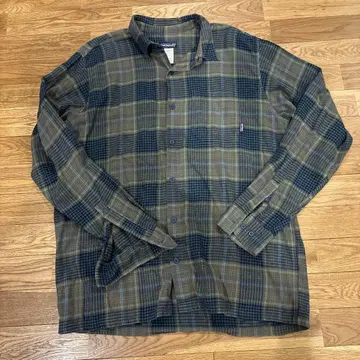 가을 상품 patagonia 파타고니아 체크 무늬 플란넬 셔츠 L
