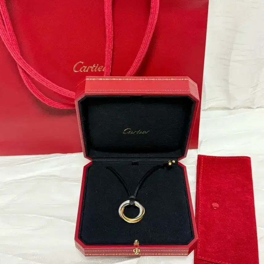까르띠에 CARTIER 트리니티 세미파베 목걸이 사진 1