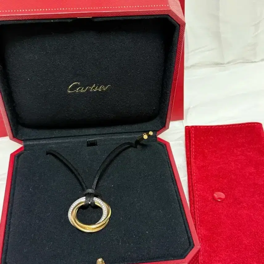 까르띠에 CARTIER 트리니티 세미파베 목걸이 사진 2
