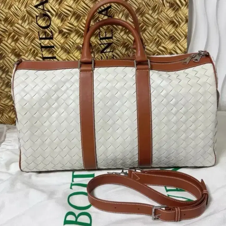 보테가베네타 BOTTEGA BENTA 보테가 베네타 인트레치아토 더플백 사진 1