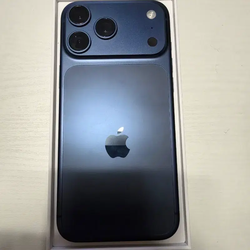 개인 S급) 아이폰 17프로 맥스 512GB 딥블루 팝니다