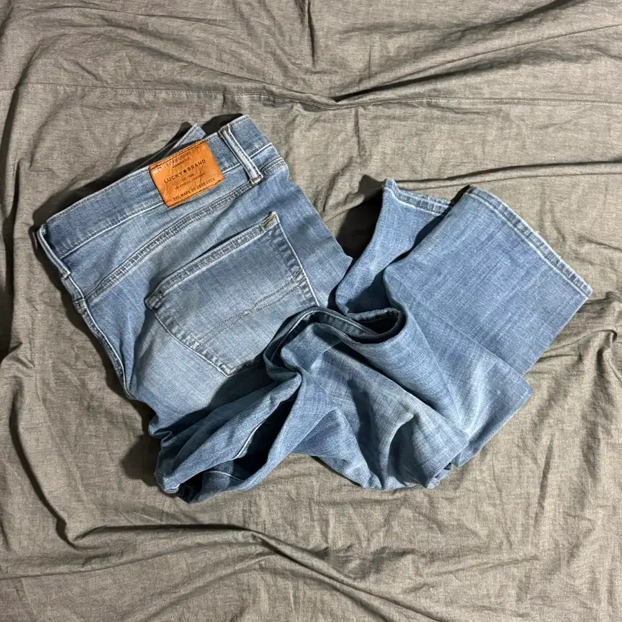Lucky Brand Slim Fit Jeans Light Wash Sz 40X32