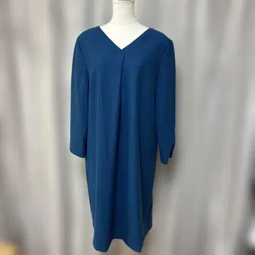 UNTITLED 언타이틀 울 원피스 42 사이즈
