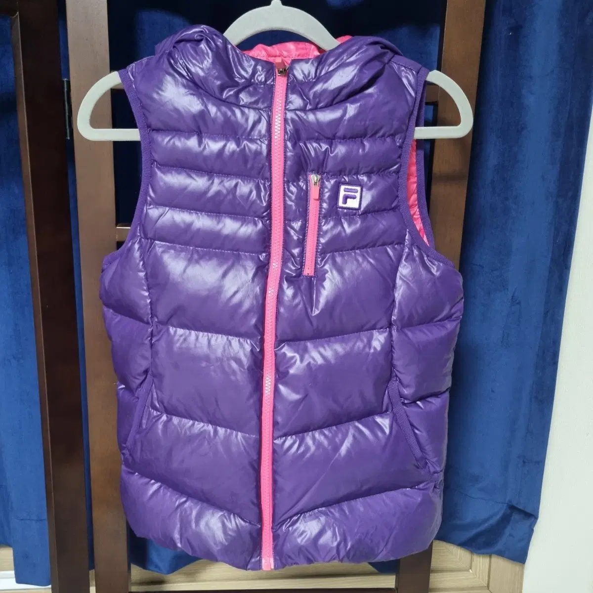 휠라 FILA 키즈 145 여아 덕다운 후드 패딩조끼 보라