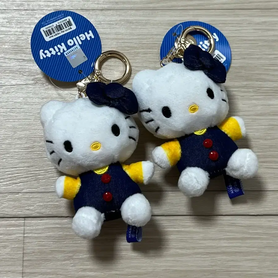 산리유 헬로키티 데님 가방걸이 인형 키링