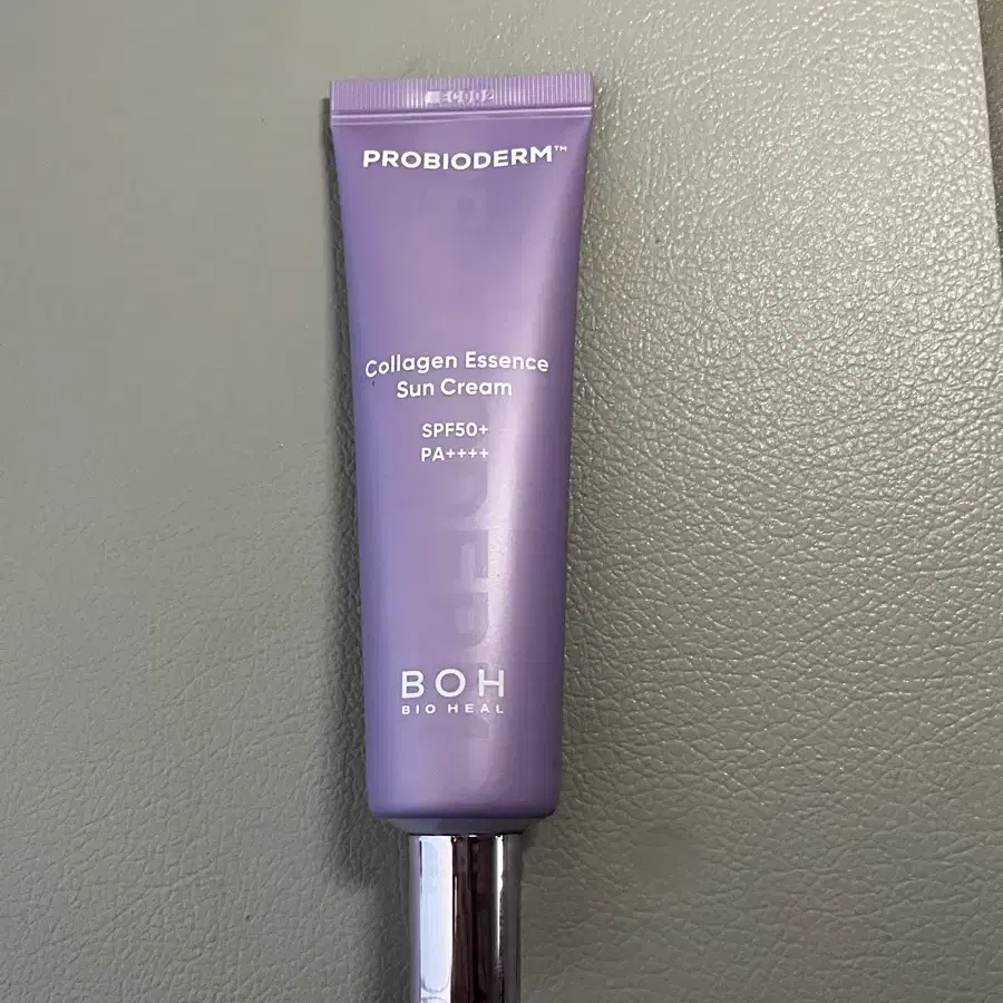 바이오힐 프로바이오덤 콜라겐 에센스 선크림 SPF50+ PA++++