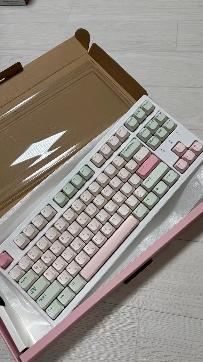 한성 TFG Cloud Max CL, 딸기말차 키보드
