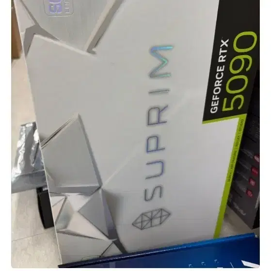 MSI 지포스 RTX 5090 SUPRIM X