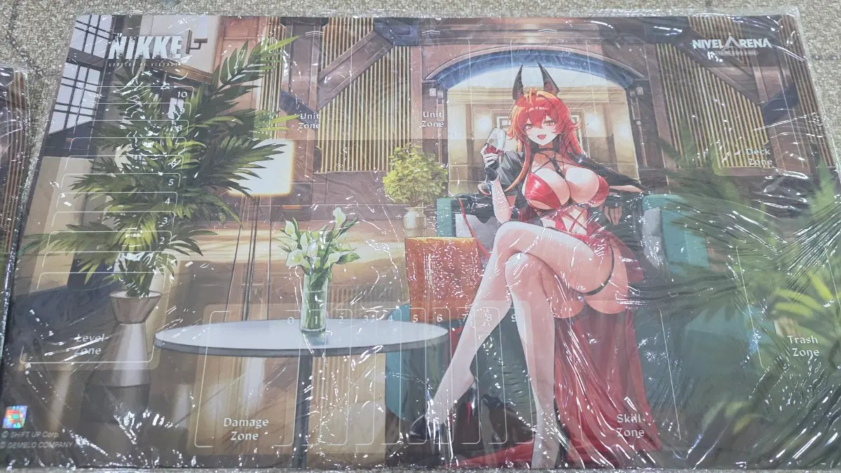 레드후드 플레이 매트 b (니케, 니벨아레나)