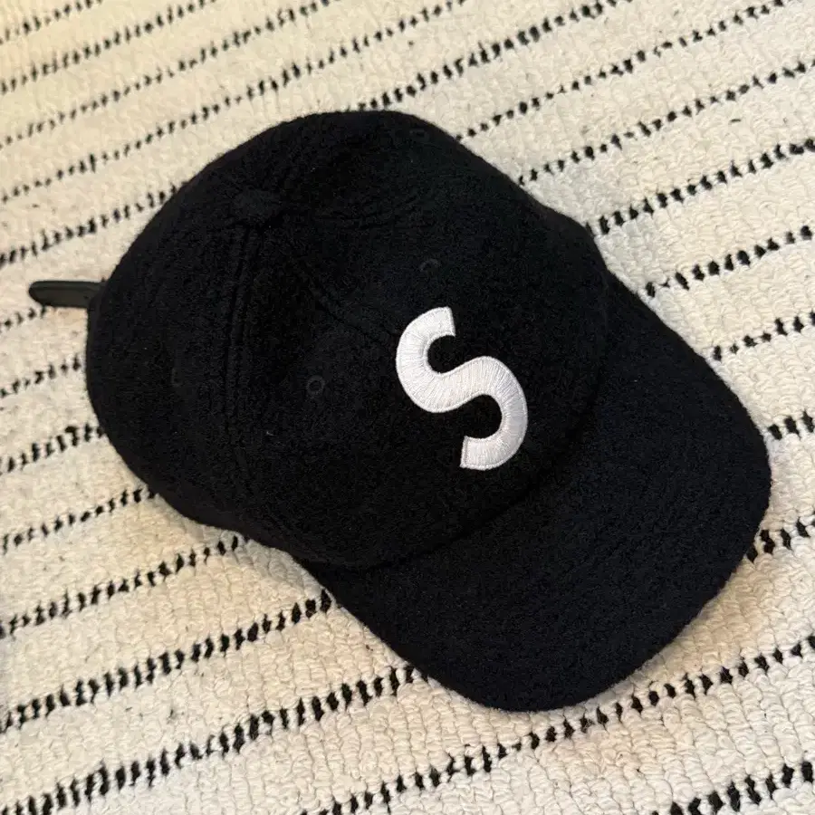 슈프림 S볼캡