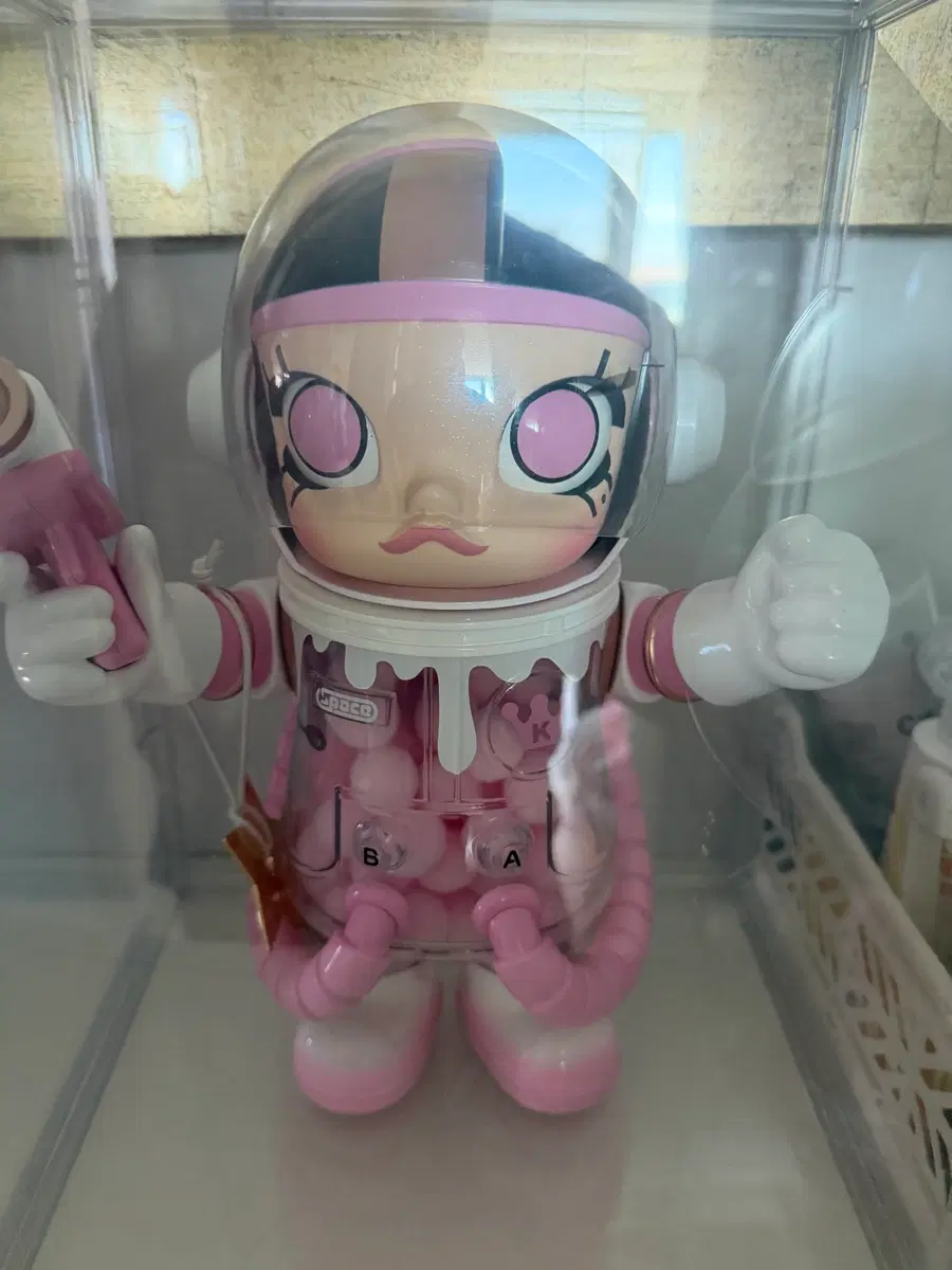 메가스페이스몰리 사랑에빠지다 400%