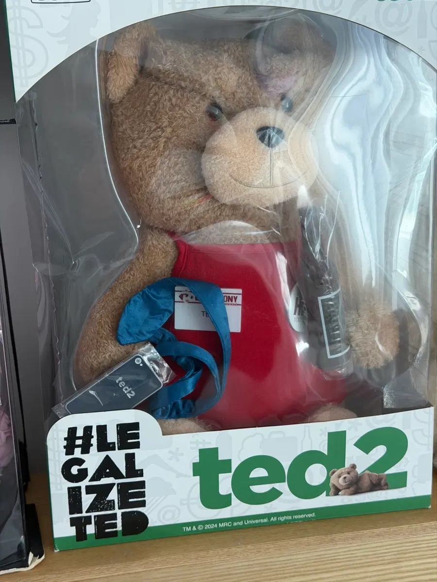 POP MART GONG TED 2 LEGALIZED TED 플러시 인형 팝니다